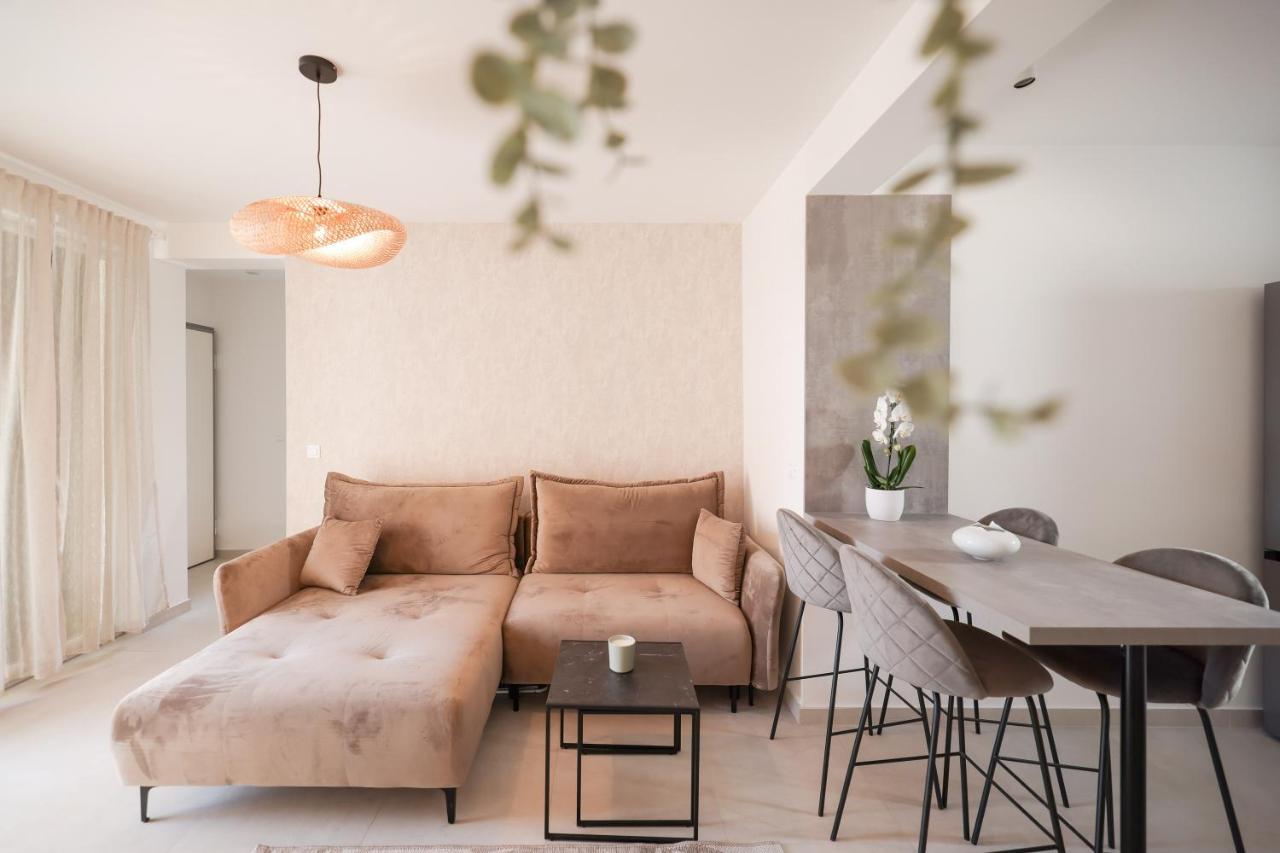 Apartments Mila Свети свети Филип и Яков Екстериор снимка
