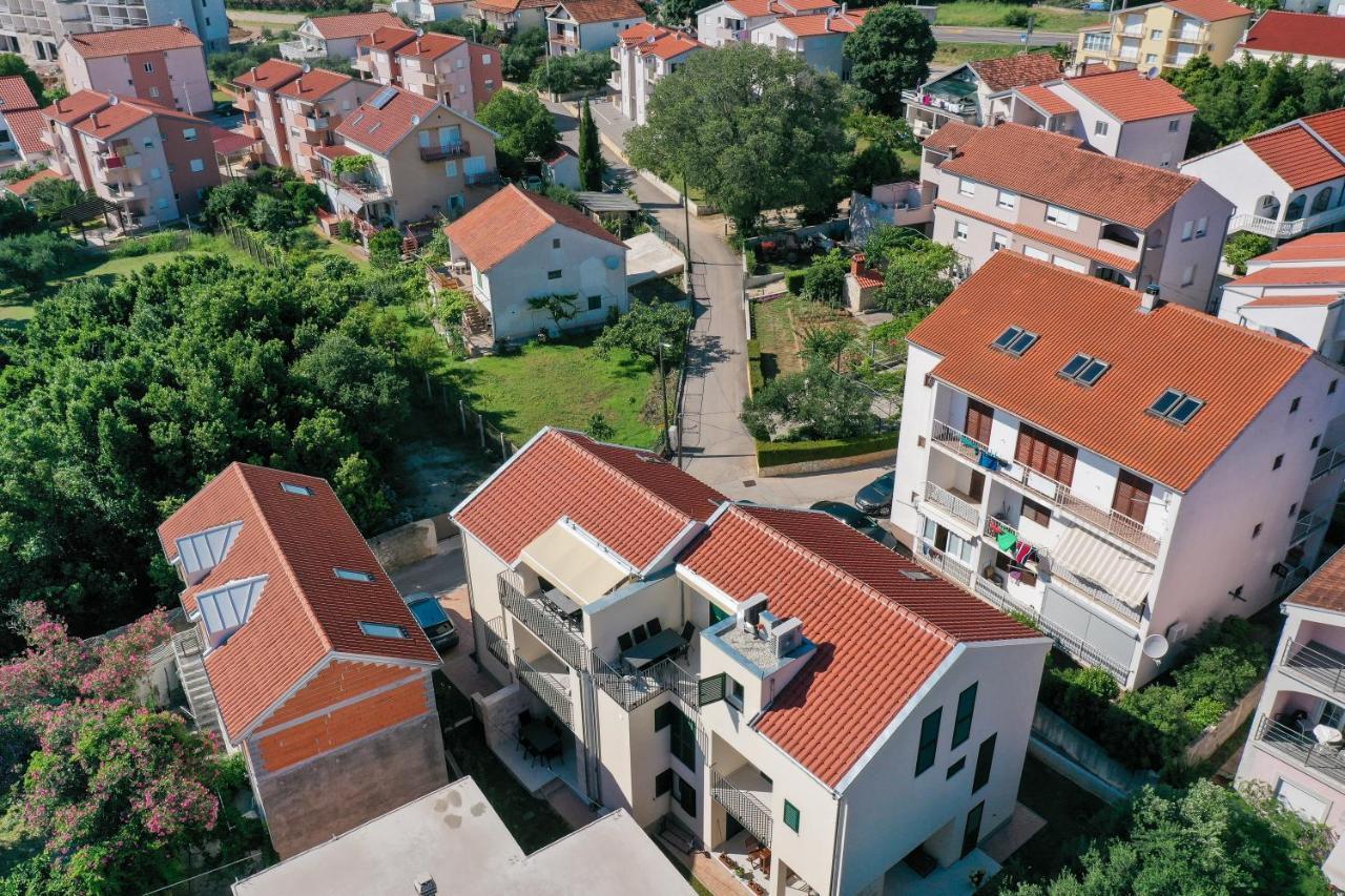 Apartments Mila Свети свети Филип и Яков Екстериор снимка