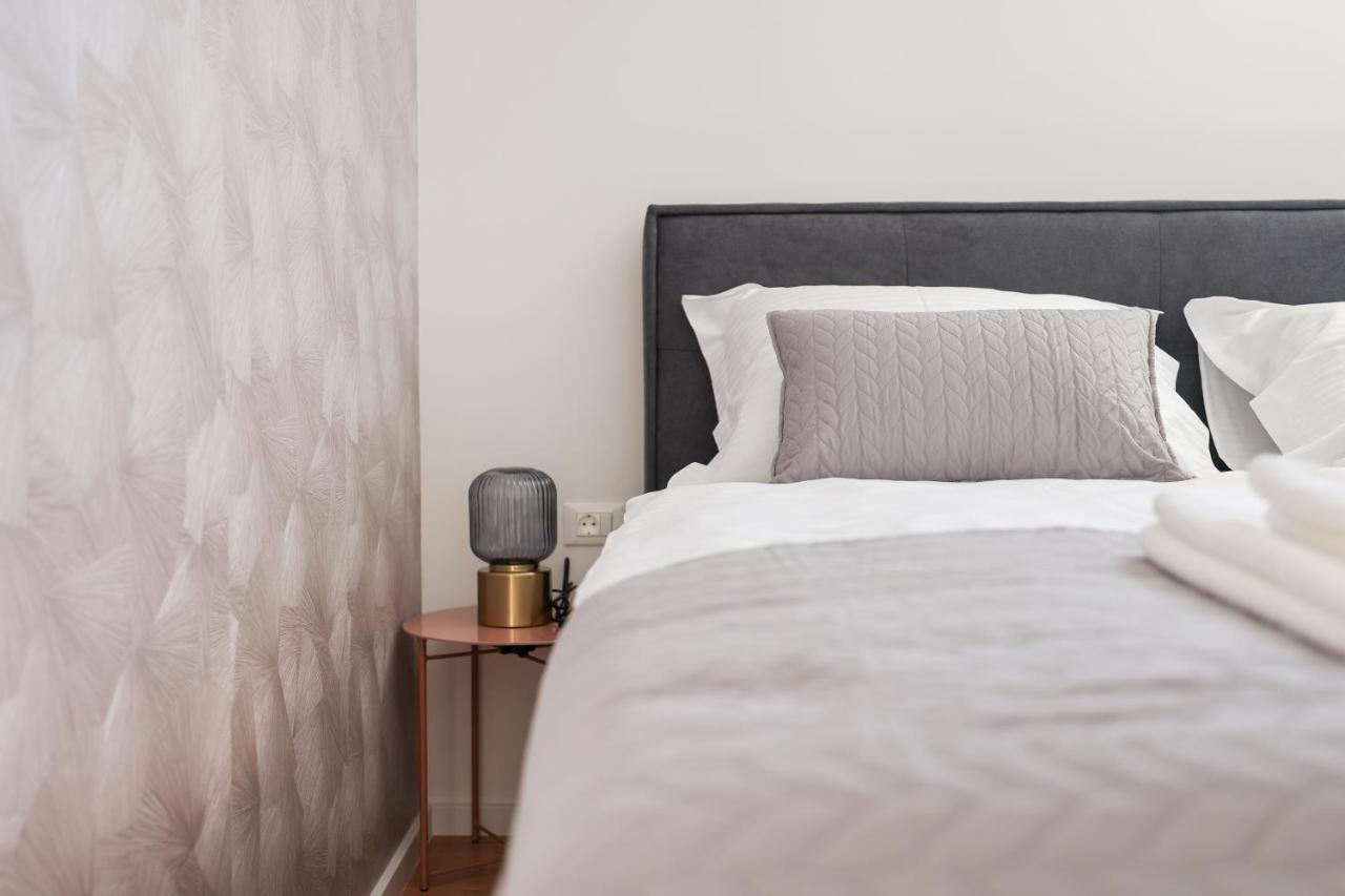 Apartments Mila Свети свети Филип и Яков Екстериор снимка