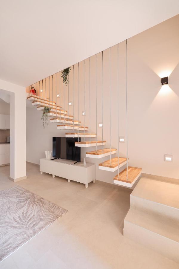 Apartments Mila Свети свети Филип и Яков Екстериор снимка
