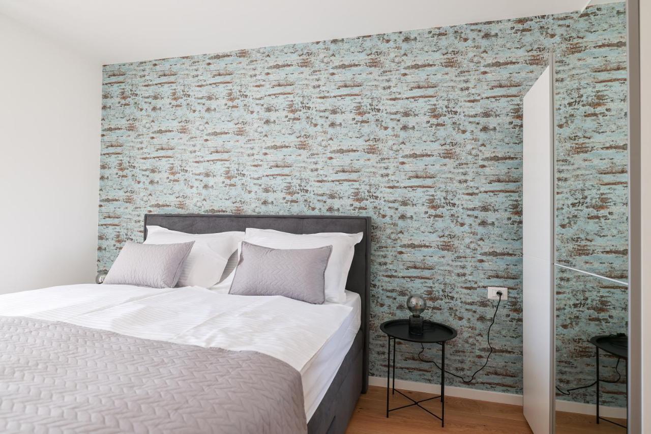Apartments Mila Свети свети Филип и Яков Екстериор снимка